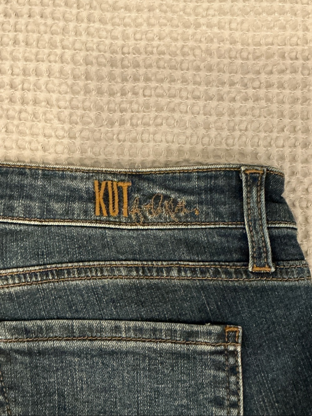 Kut from the Kloth Asher Ankle Straight Leg Jeans size 10 - Picture 9 of 12